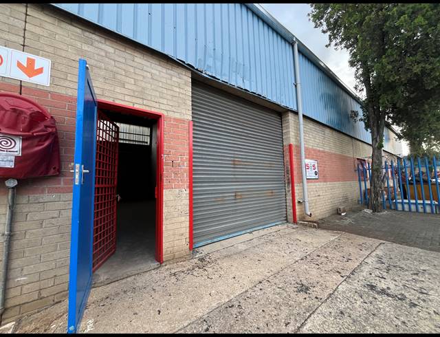 315M² WAREHOUSE TO LET IN EASTLEIGH